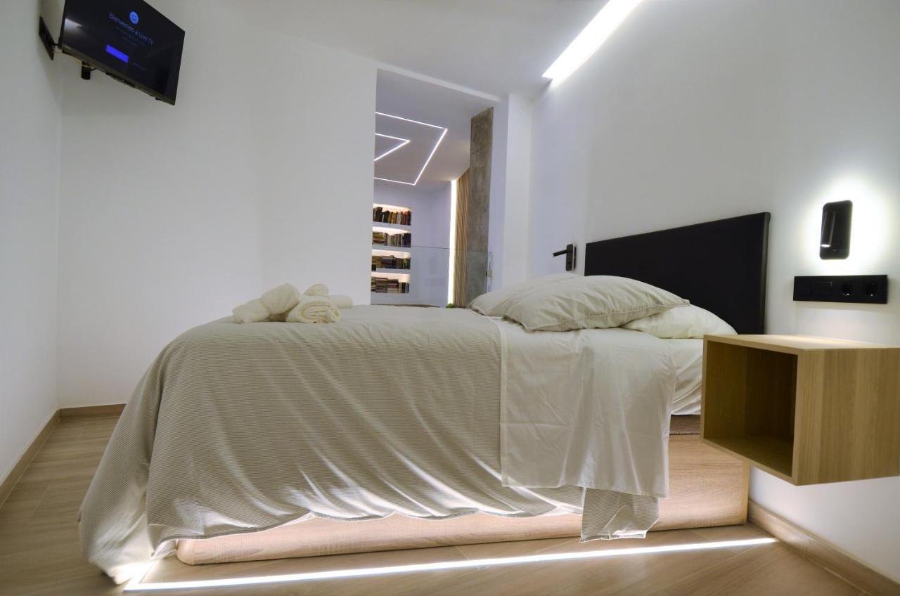 Apartament Biblioteca De Lujo En El Centro Historico De Malaga